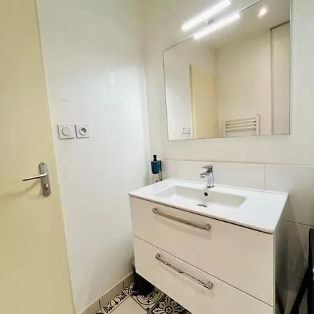 Le Central, Parking, Wifi * Bourgoin-Jallieu